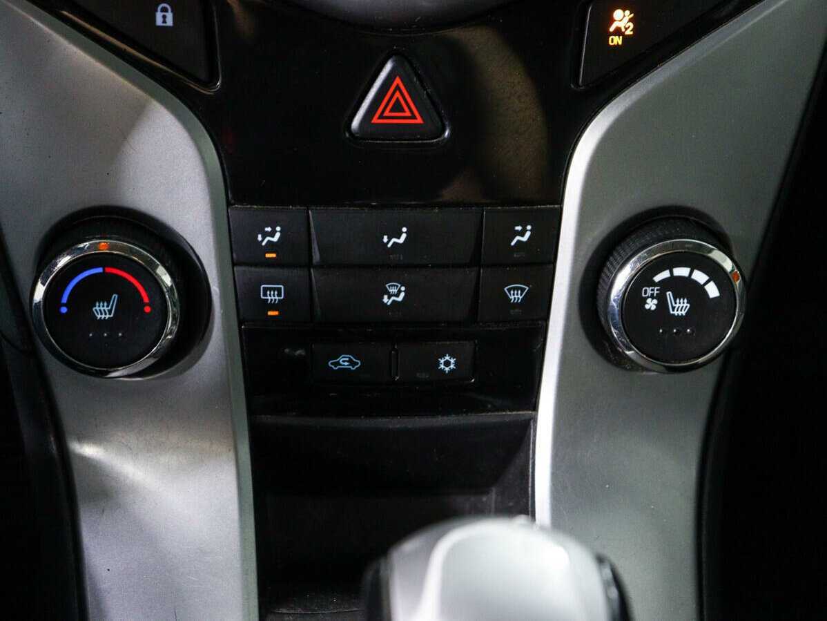 Шевроле Круз б/у, 2012, Автоматическая. Фото: #14