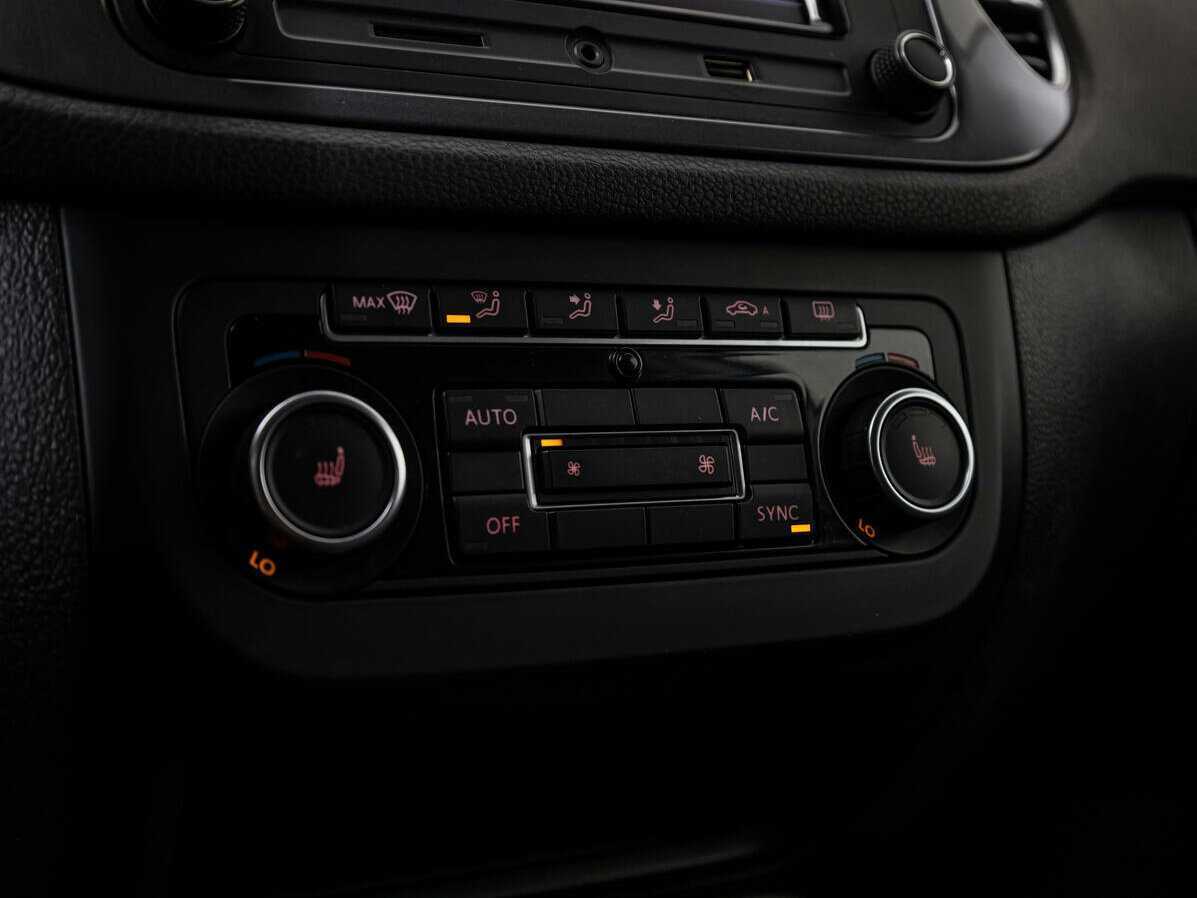 Фольксваген Тигуан б/у, 2013, Роботизированная. Фото: #13