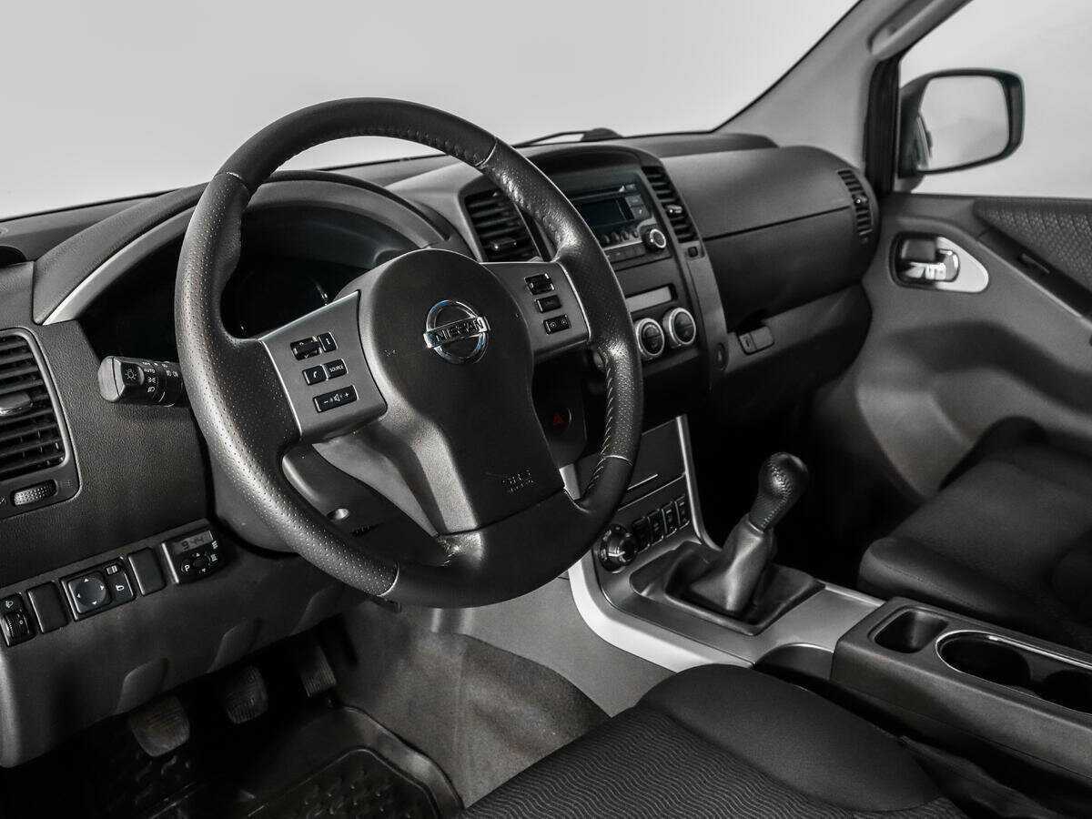 Ниссан Патфайндер б/у, 2013, Механическая. Фото: #8