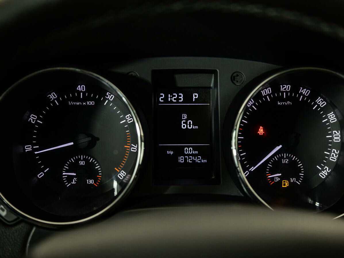 Шкода Йети б/у, 2015, Автоматическая. Фото: #11