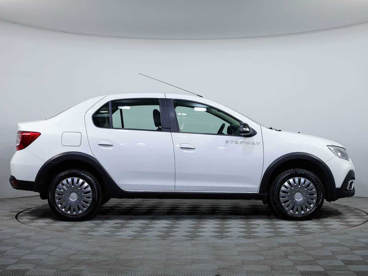 Рено Логан б/у, 2020, Вариатор. Фото: #2