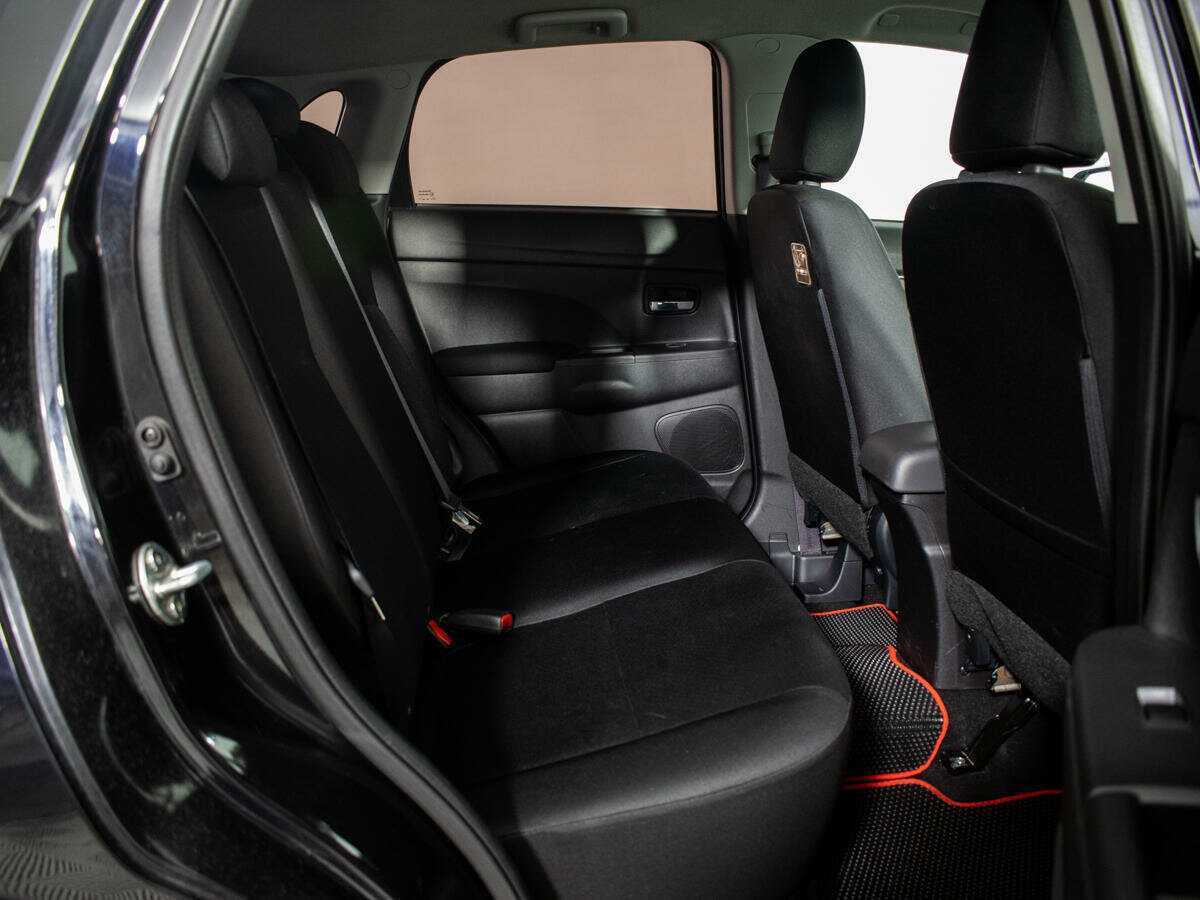 Митсубиши АС-Икс б/у, 2014, Механическая. Фото: #9