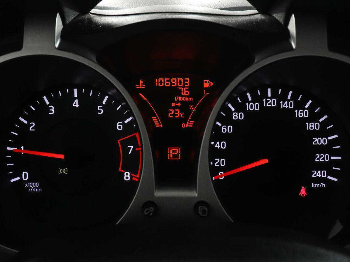 Ниссан Жук б/у, 2012, Вариатор. Фото: #10