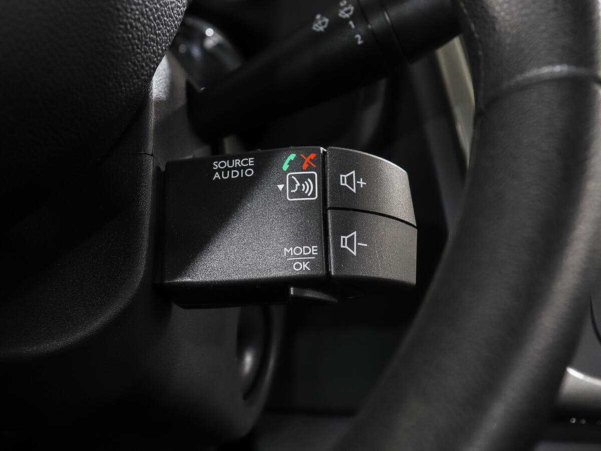 Рено Логан б/у, 2020, Автоматическая. Фото: #15