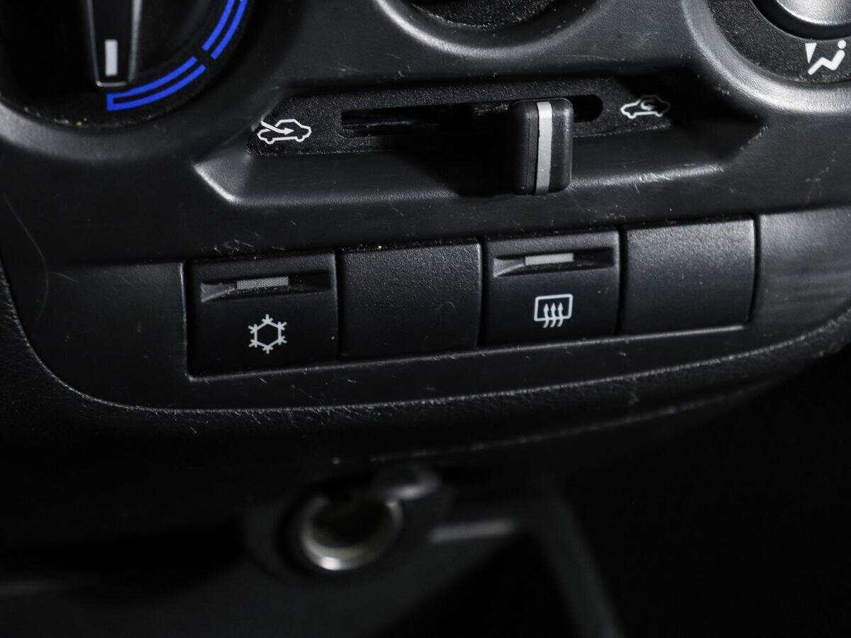 Лада (ВАЗ) Гранта б/у, 2019, Механическая. Фото: #11