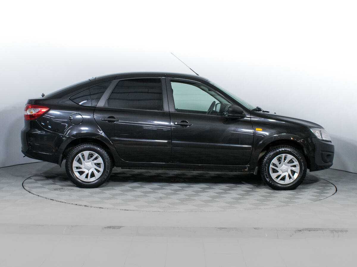 Лада (ВАЗ) Гранта б/у, 2015, Роботизированная. Фото: #3