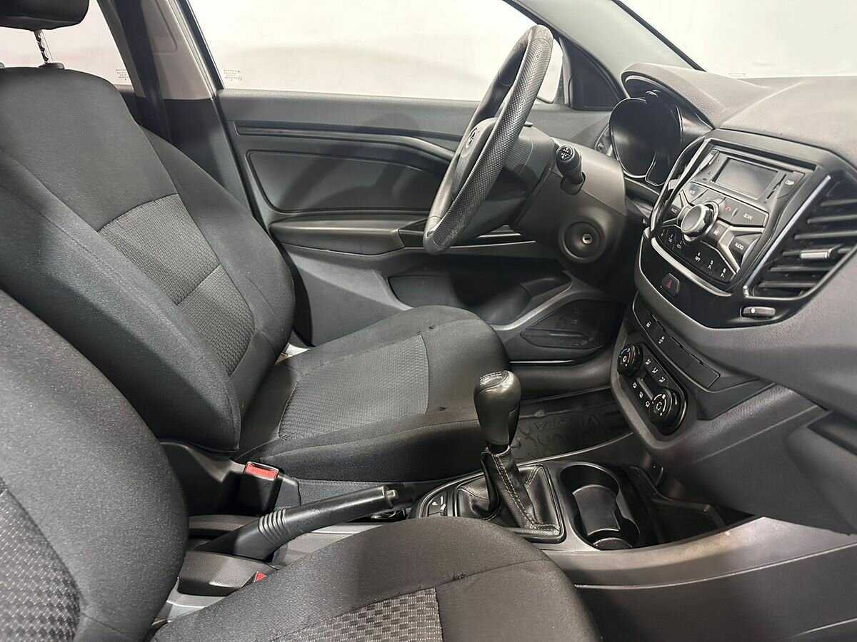 Лада (ВАЗ) Веста б/у, 2016, Механическая. Фото: #9