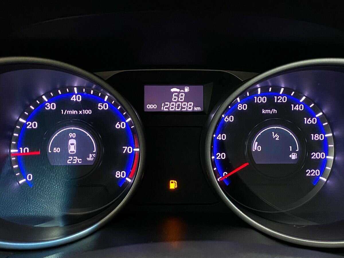 Хендай ай-икс35 б/у, 2014, Механическая. Фото: #12