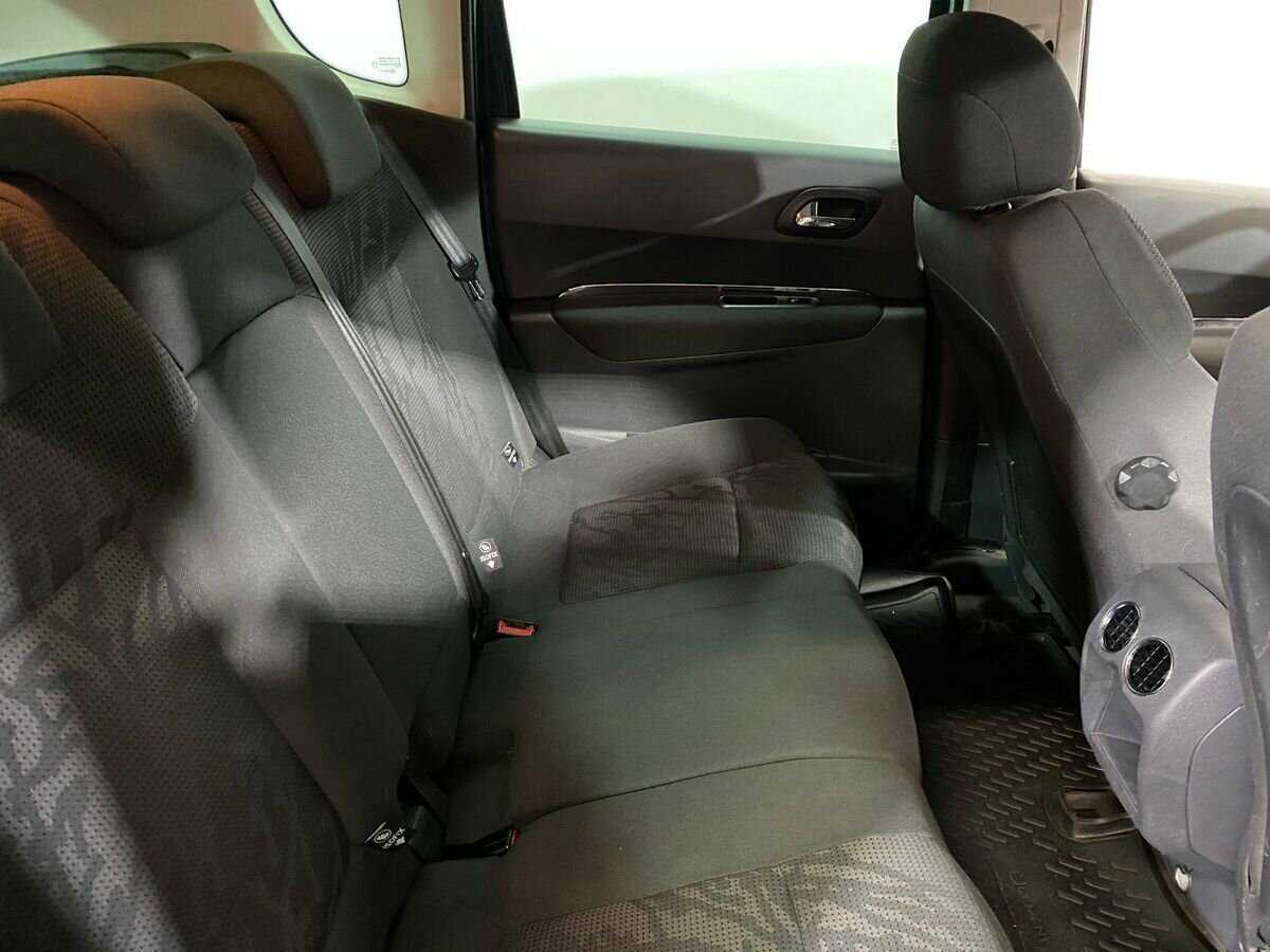 Пежо 3008 б/у, 2012, Автоматическая. Фото: #10