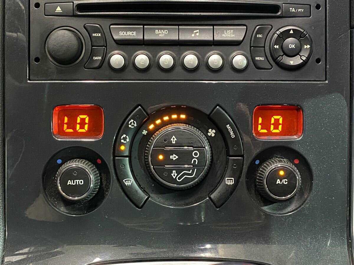 Пежо 3008 б/у, 2012, Автоматическая. Фото: #12