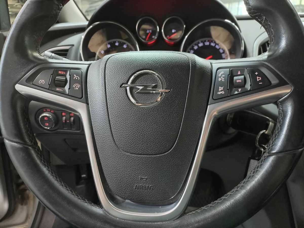 Опель Астра б/у, 2012, Механическая. Фото: #11