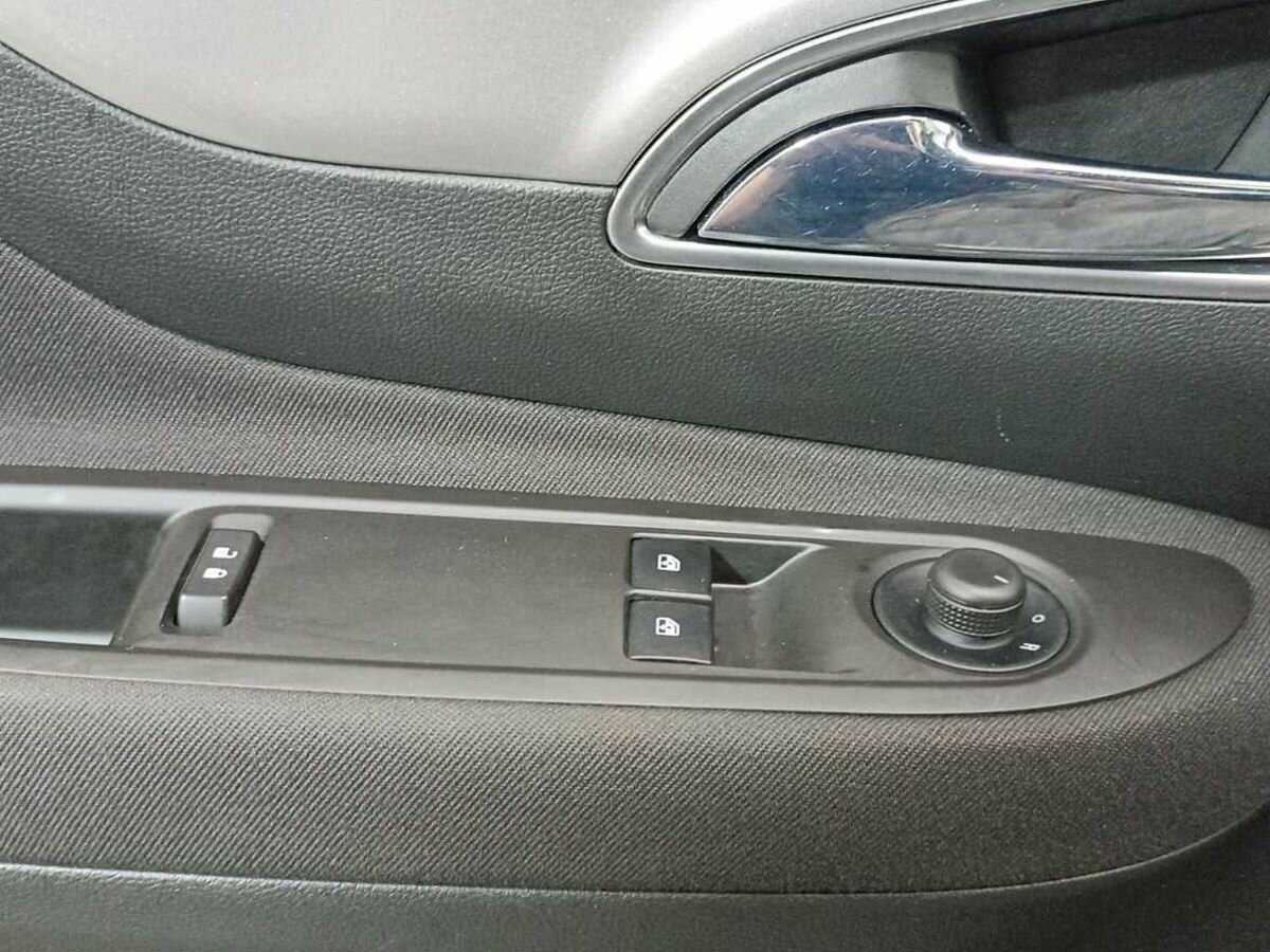 Опель Мокка б/у, 2014, Механическая. Фото: #15