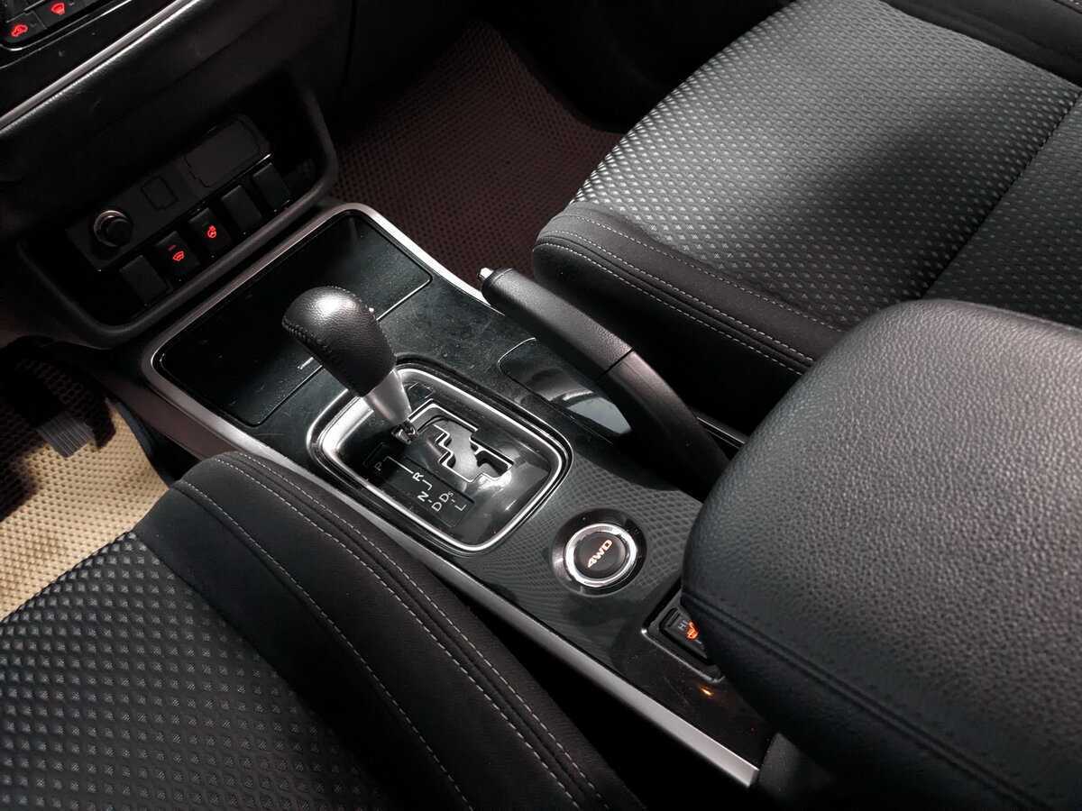 Митсубиши Оутлэндер б/у, 2017, Вариатор. Фото: #14