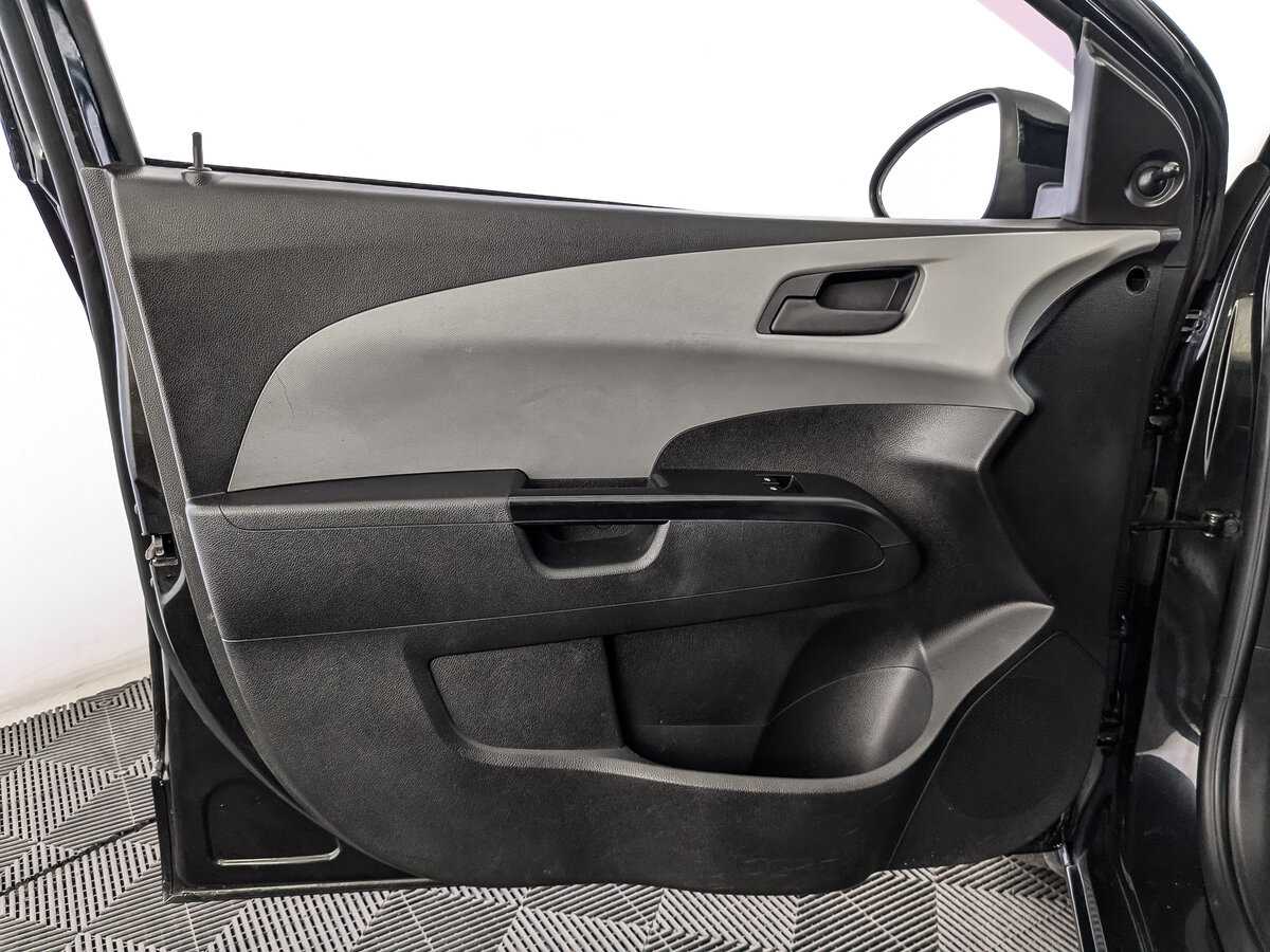 Шевроле Авео б/у, 2014, Механическая. Фото: #14