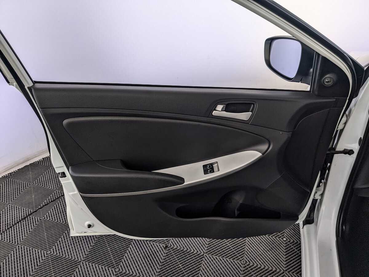 Хендай Солярис б/у, 2014, Механическая. Фото: #14