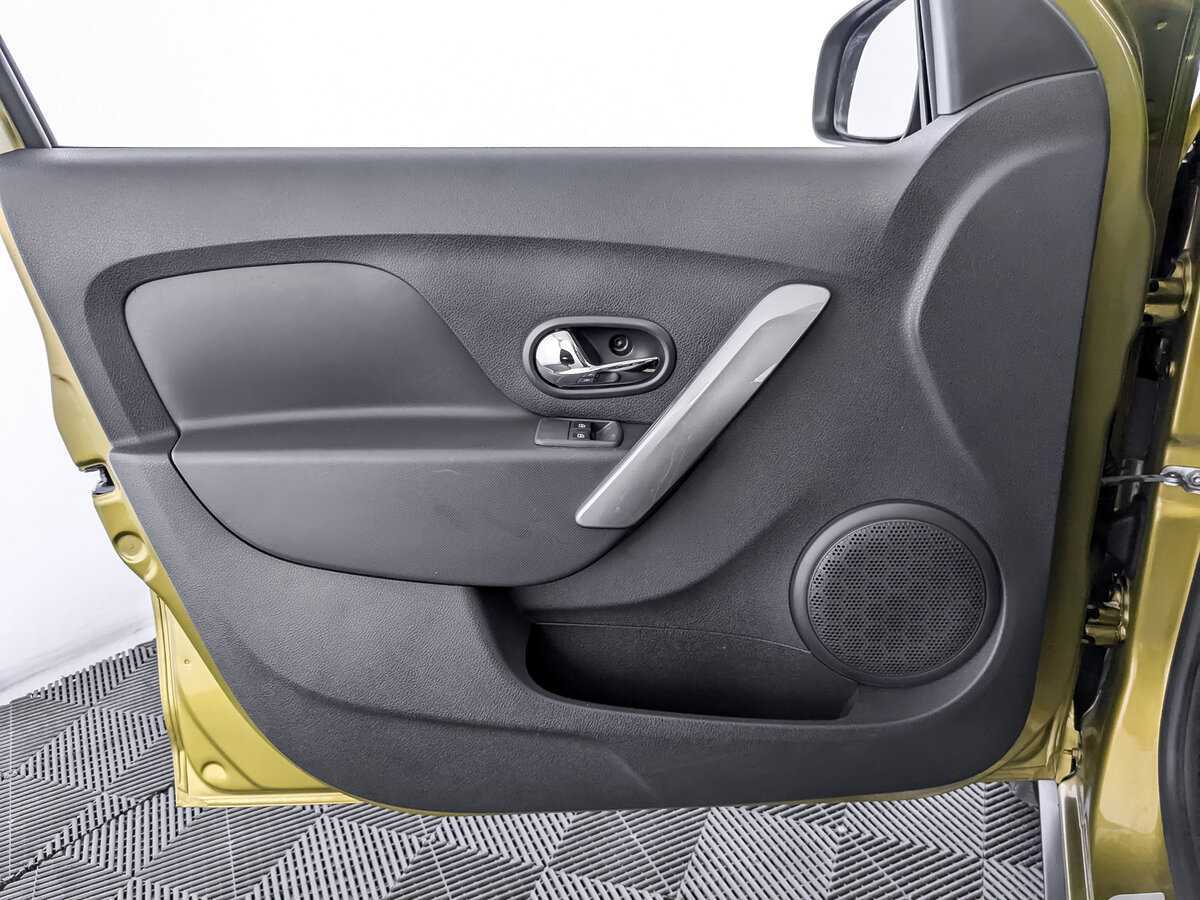 Рено Сандеро б/у, 2016, Автоматическая. Фото: #14