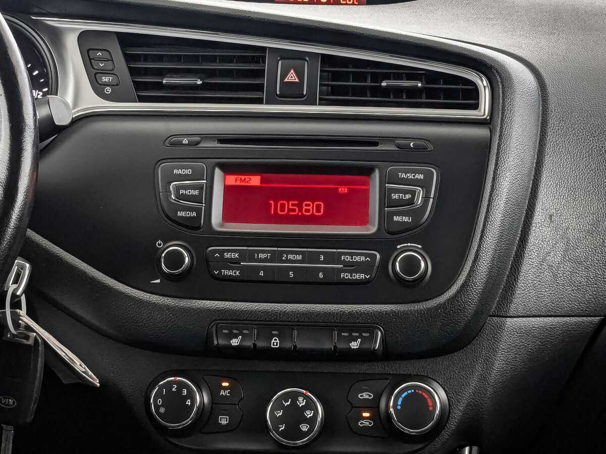 Киа Сид б/у, 2015, Механическая. Фото: #12