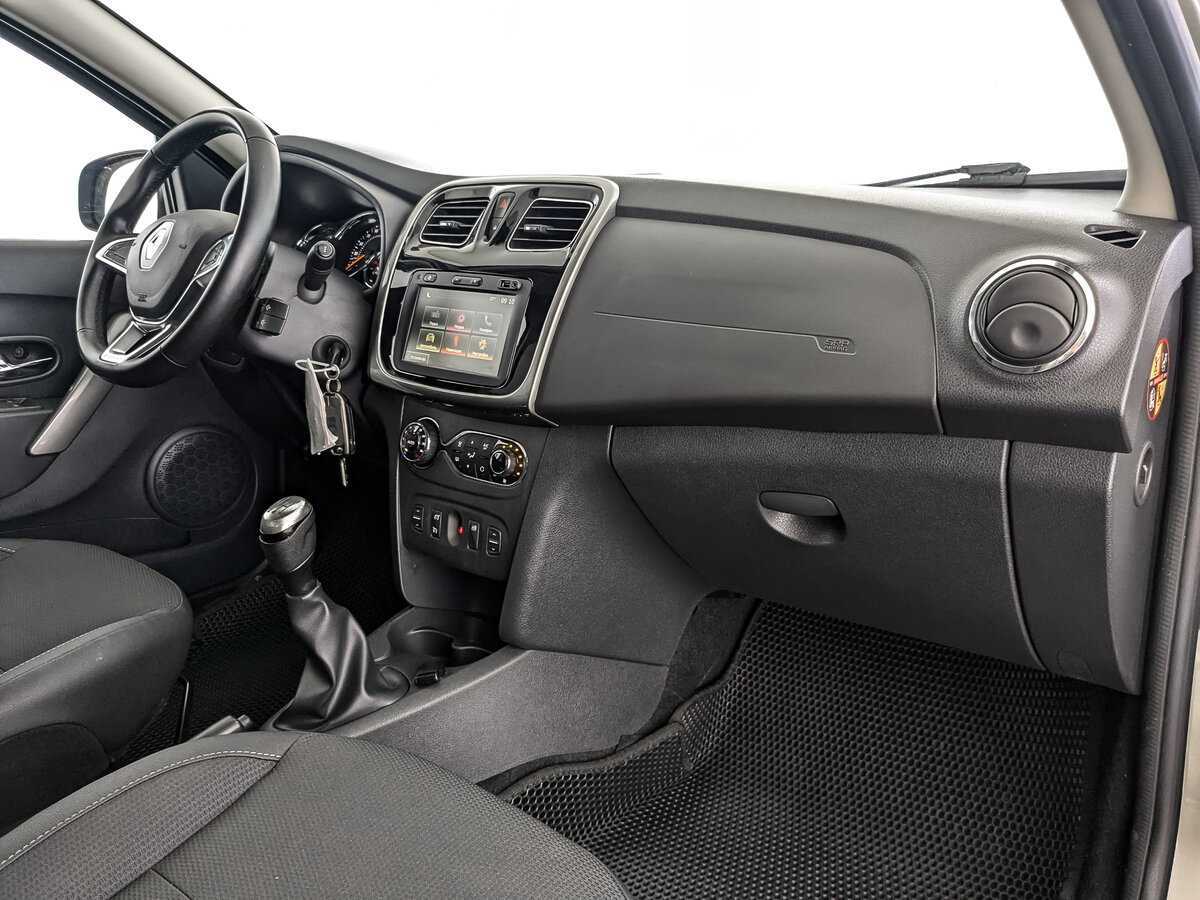 Рено Логан б/у, 2020, Механическая. Фото: #8