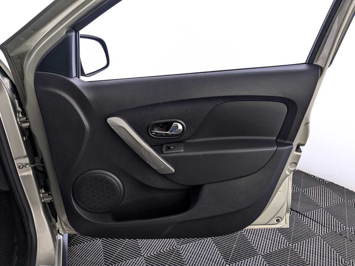 Рено Логан б/у, 2020, Механическая. Фото: #20