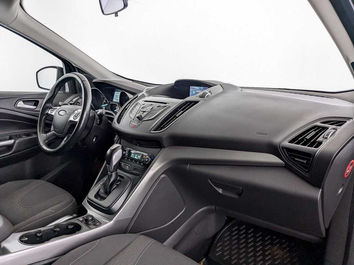 Форд Куга б/у, 2016, Автоматическая. Фото: #8