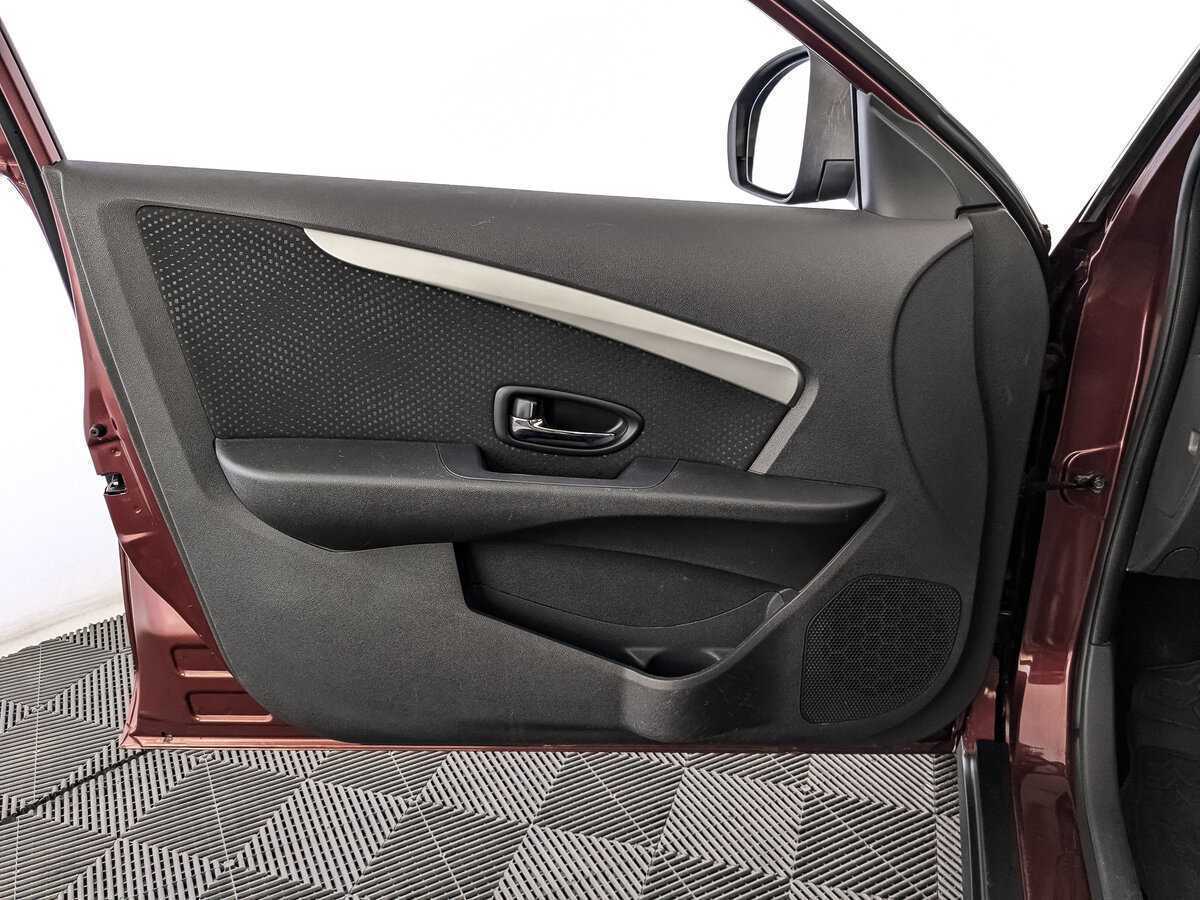 Ниссан Альмера б/у, 2016, Автоматическая. Фото: #14