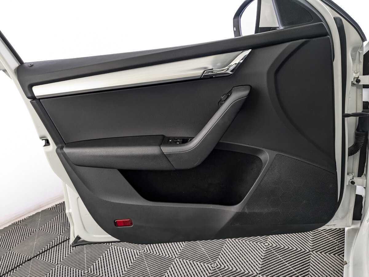 Шкода Октавия б/у, 2017, Механическая. Фото: #13