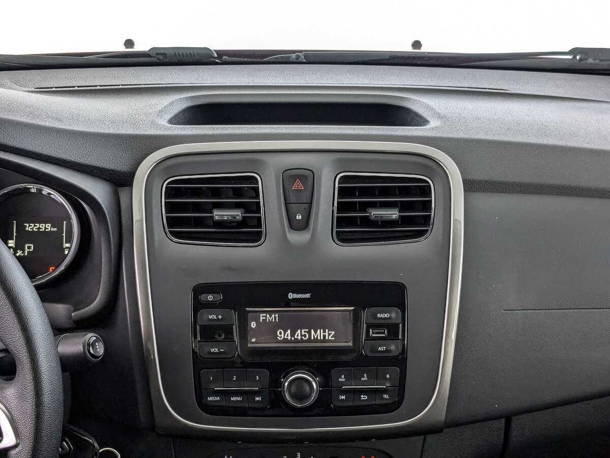 Рено Логан б/у, 2019, Автоматическая. Фото: #12