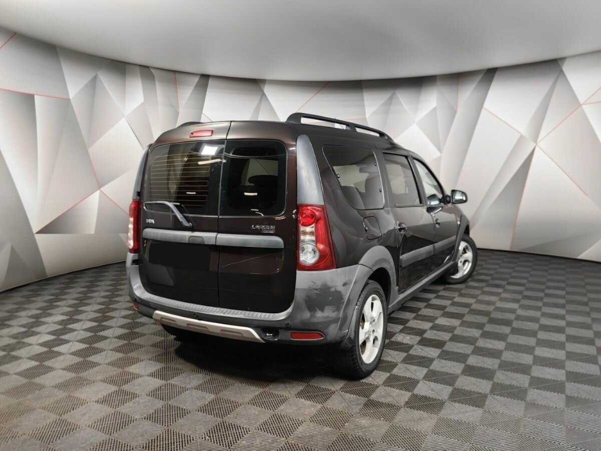 Лада (ВАЗ) Ларгус б/у, 2015, Механическая. Фото: #1