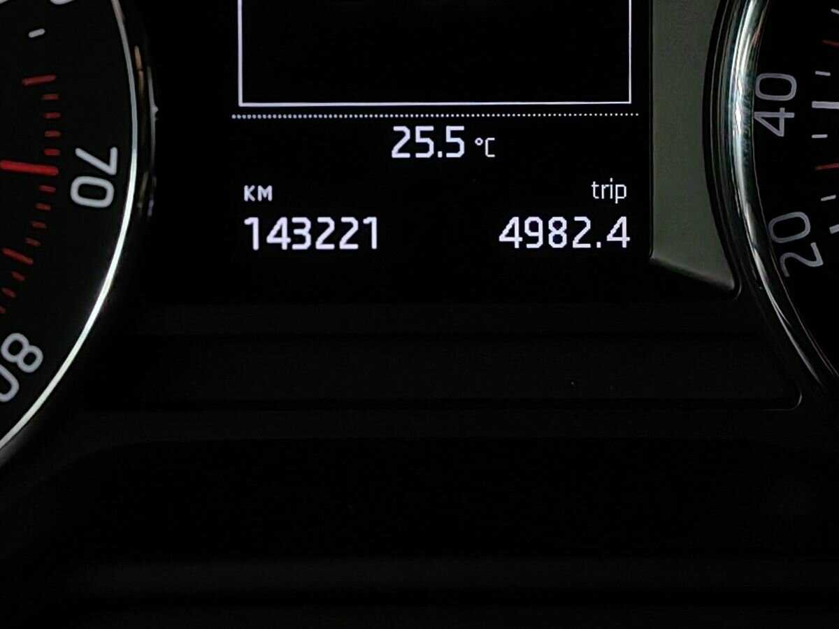 Шкода Октавия б/у, 2015, Роботизированная. Фото: #15