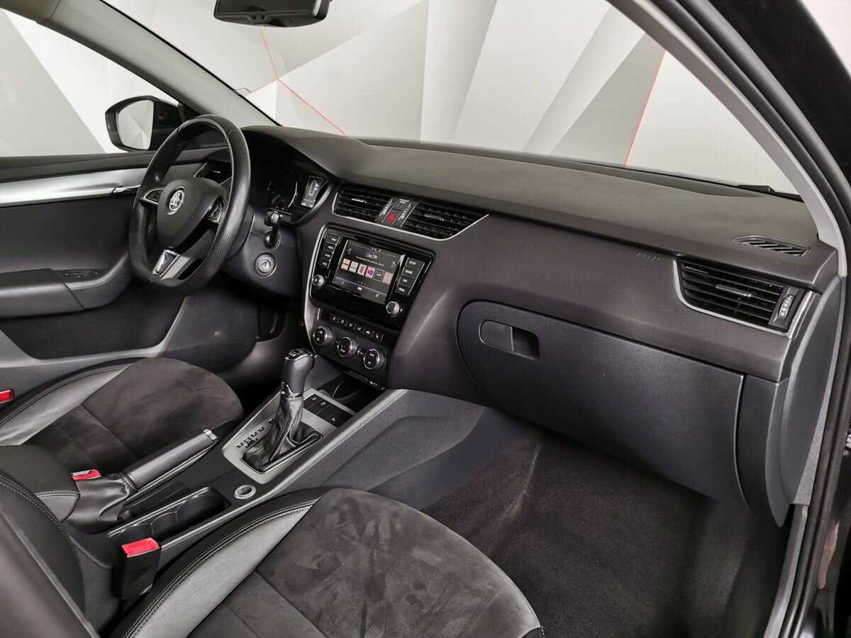 Шкода Октавия б/у, 2014, Роботизированная. Фото: #7