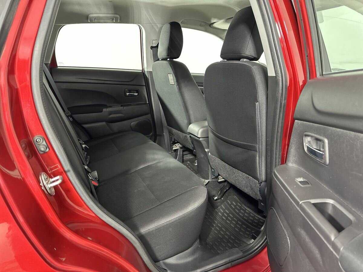 Митсубиши АС-Икс б/у, 2013, Механическая. Фото: #15