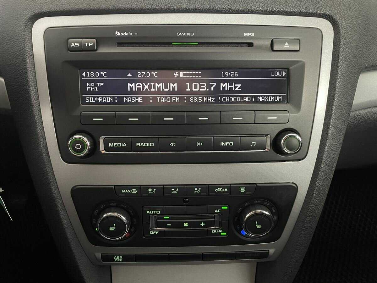 Шкода Октавия б/у, 2012, Механическая. Фото: #11