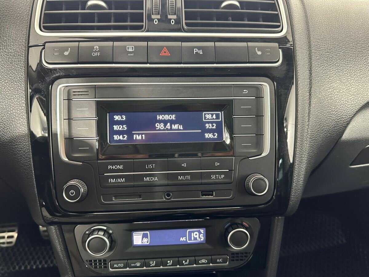 Фольксваген Поло б/у, 2018, Механическая. Фото: #11