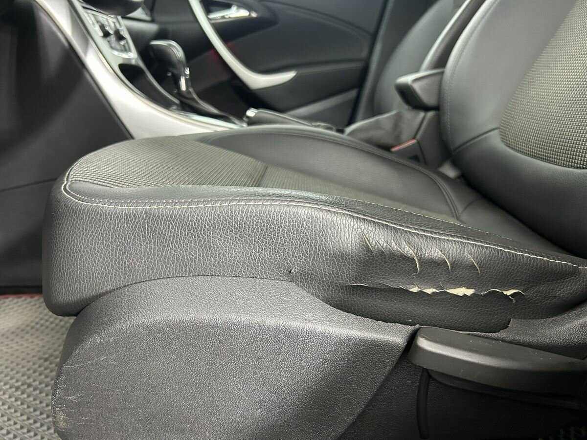 Опель Астра б/у, 2012, Автоматическая. Фото: #9