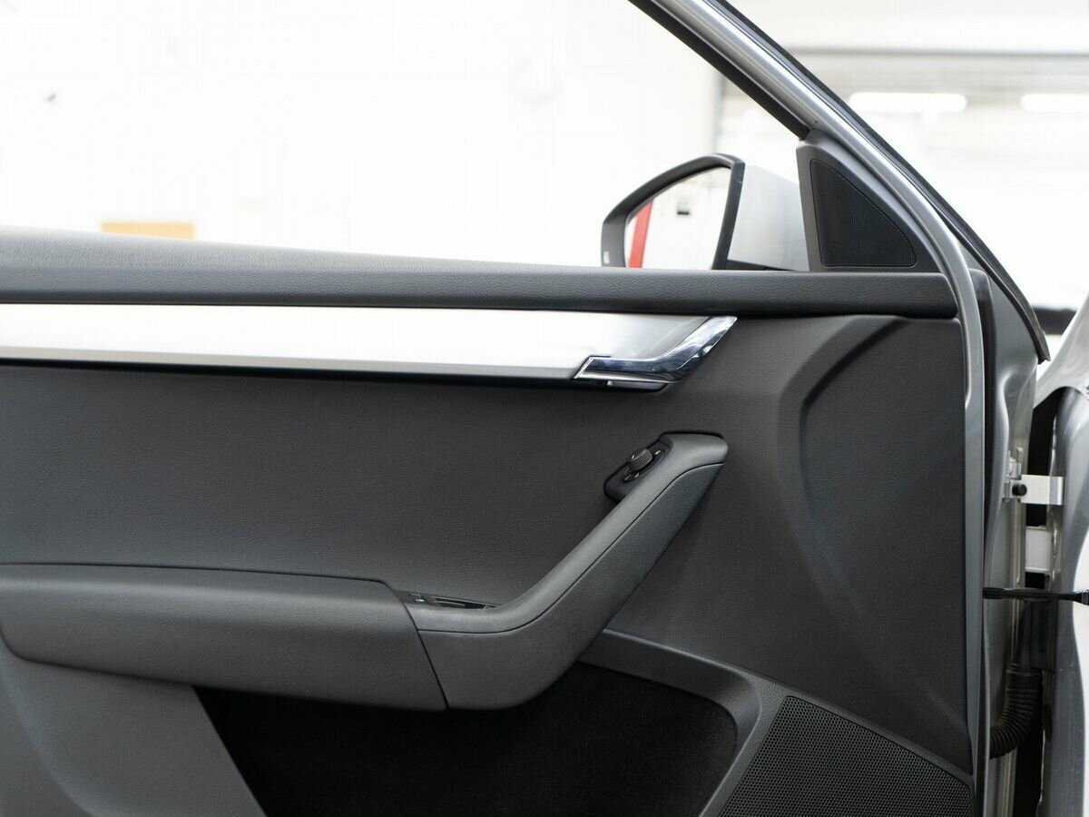 Шкода Октавия б/у, 2017, Роботизированная. Фото: #14