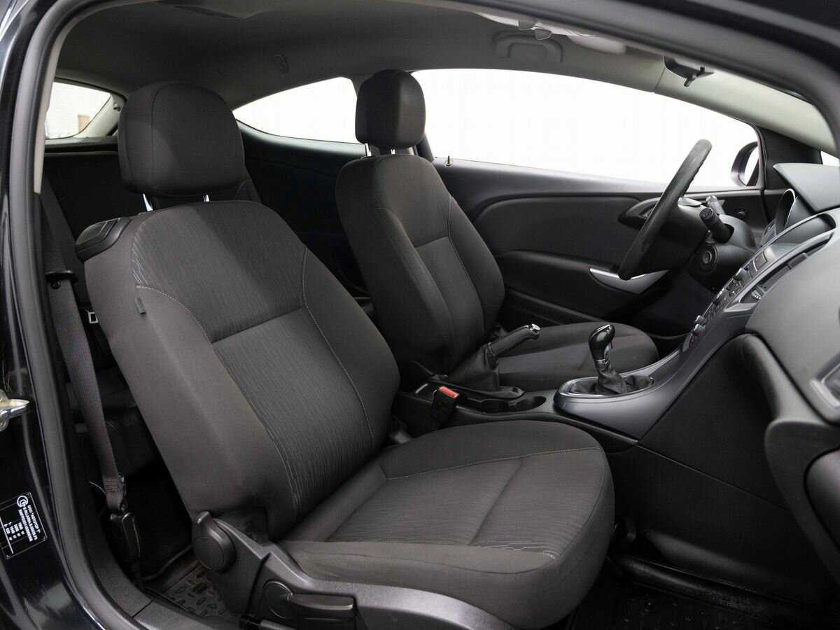 Опель Астра б/у, 2013, Механическая. Фото: #10