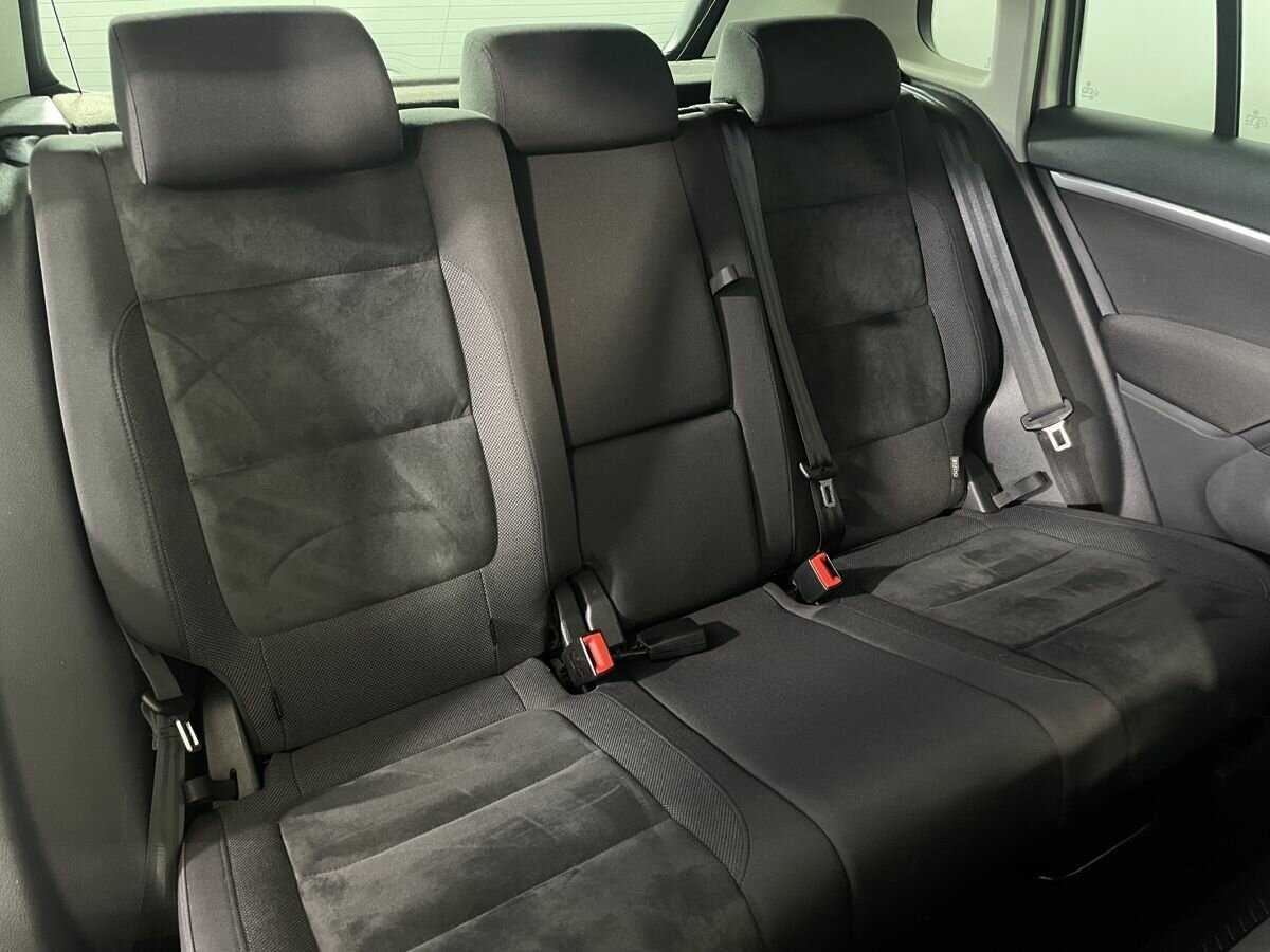 Фольксваген Тигуан б/у, 2012, Автоматическая. Фото: #14