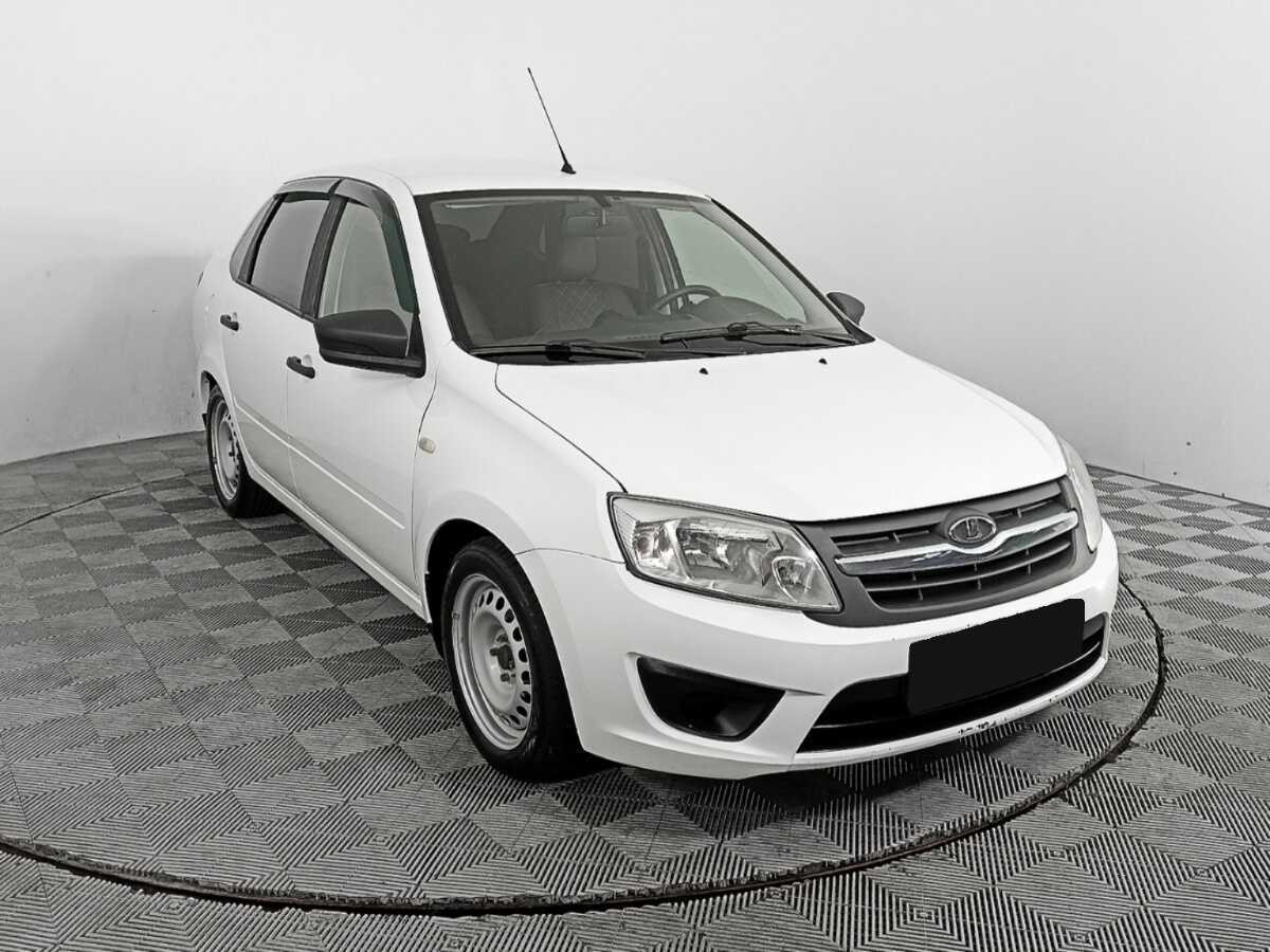 Лада (ВАЗ) Гранта б/у, 2017, Механическая. Фото: #2