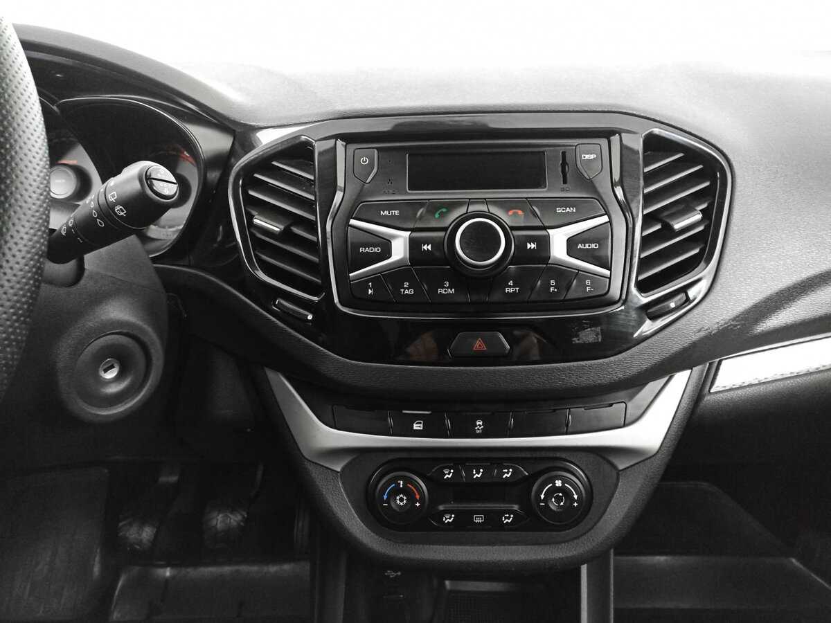 Лада (ВАЗ) Веста б/у, 2019, Механическая. Фото: #10