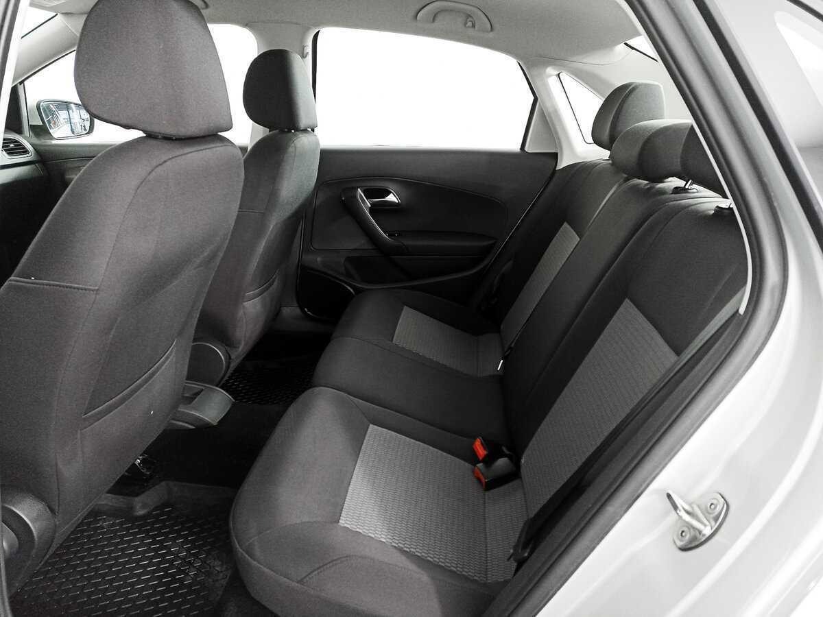 Фольксваген Поло б/у, 2014, Автоматическая. Фото: #7