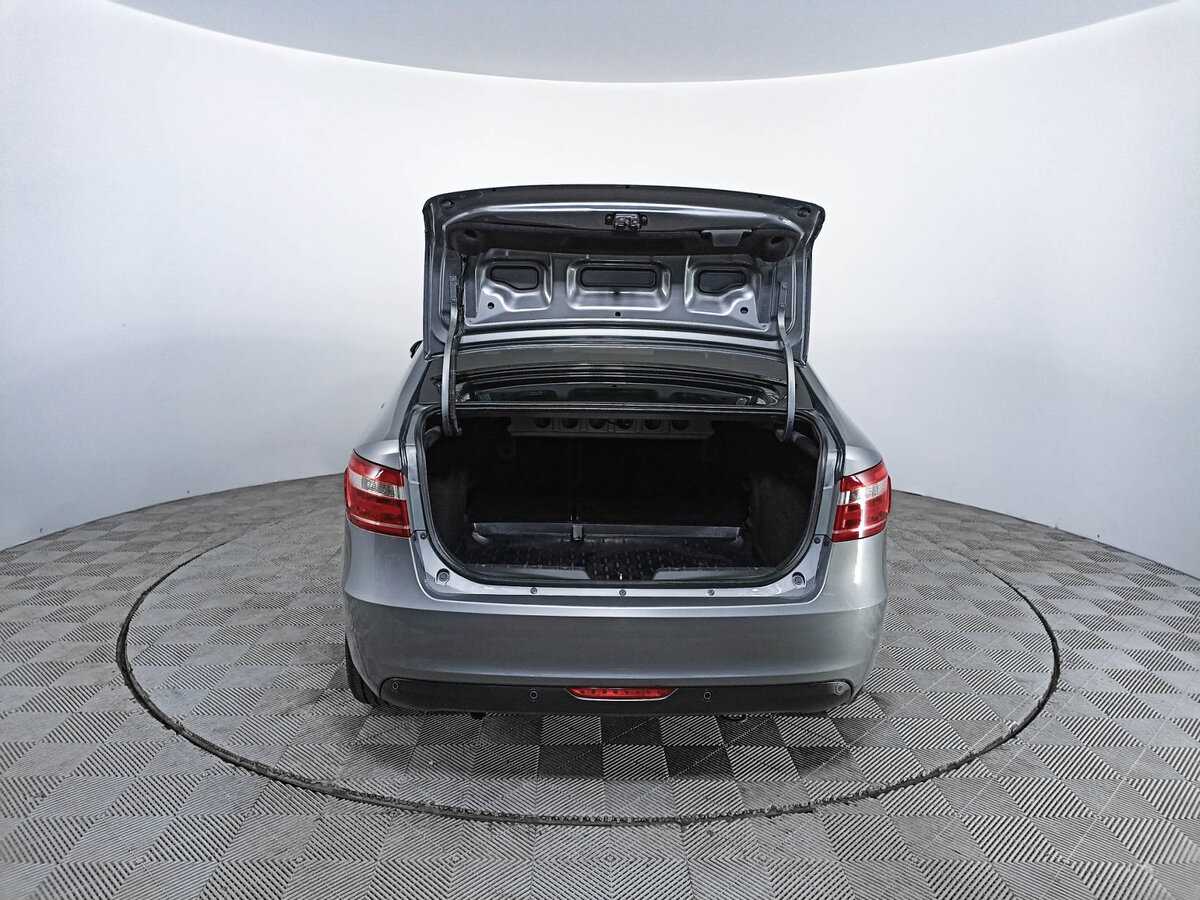 Лада (ВАЗ) Веста б/у, 2017, Механическая. Фото: #9