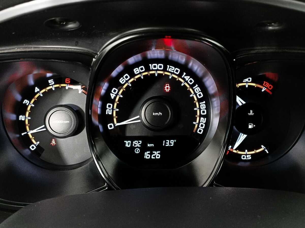 Лада (ВАЗ) Веста б/у, 2021, Механическая. Фото: #10