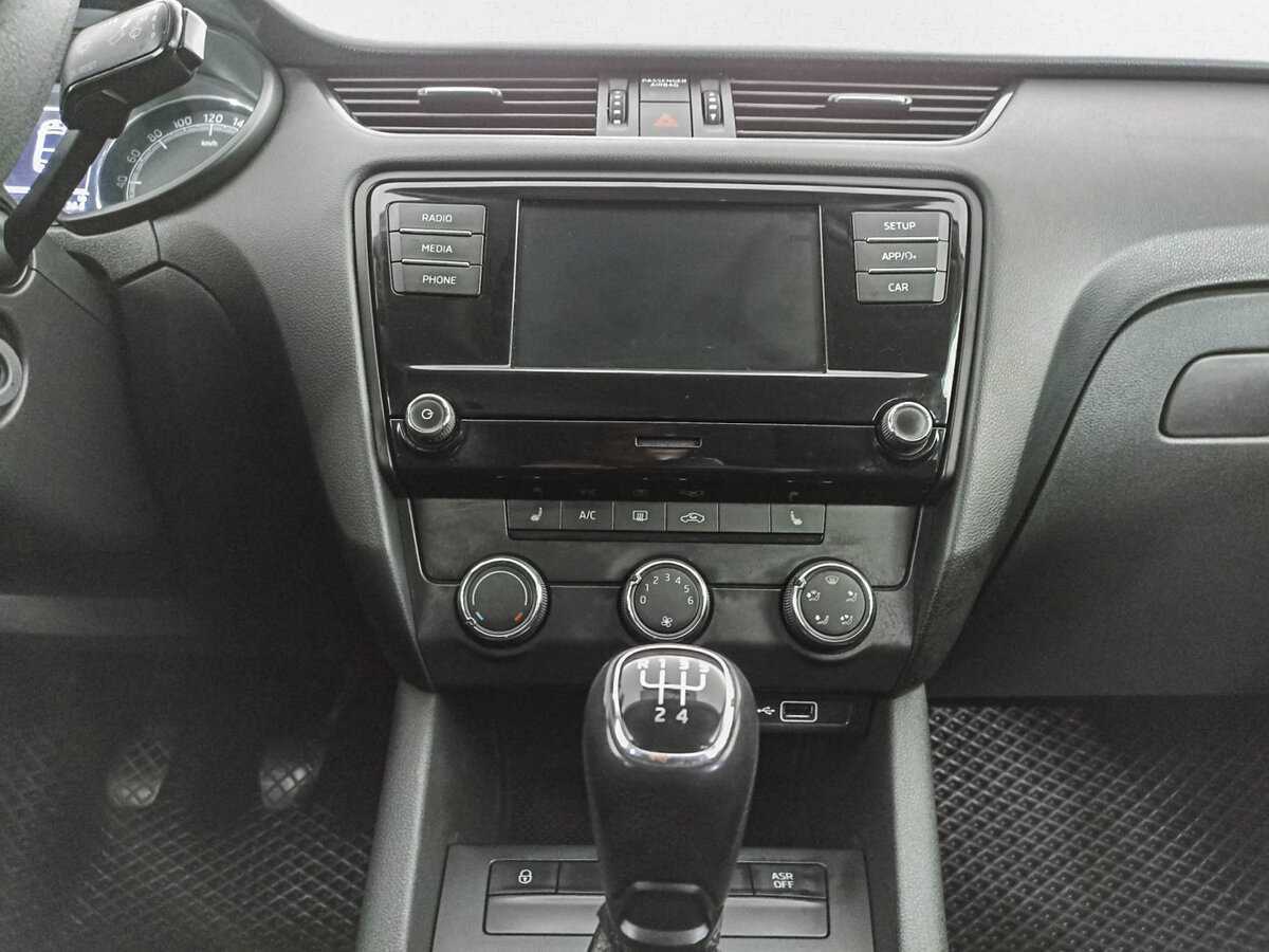 Шкода Октавия б/у, 2019, Механическая. Фото: #12