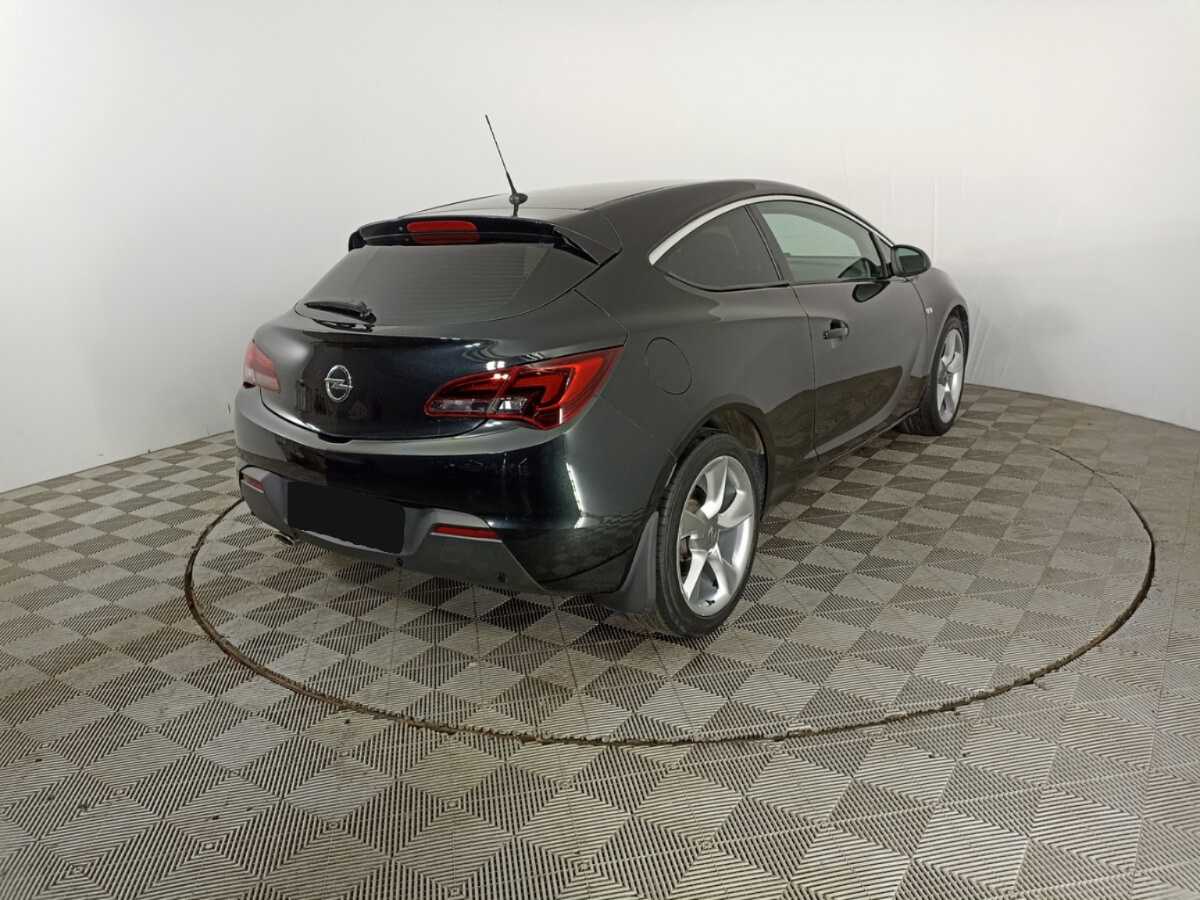 Опель Астра б/у, 2013, Механическая. Фото: #4