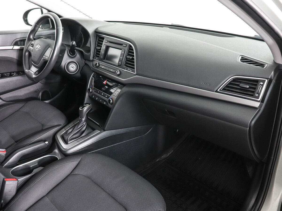 Хендай Елантра б/у, 2017, Автоматическая. Фото: #9