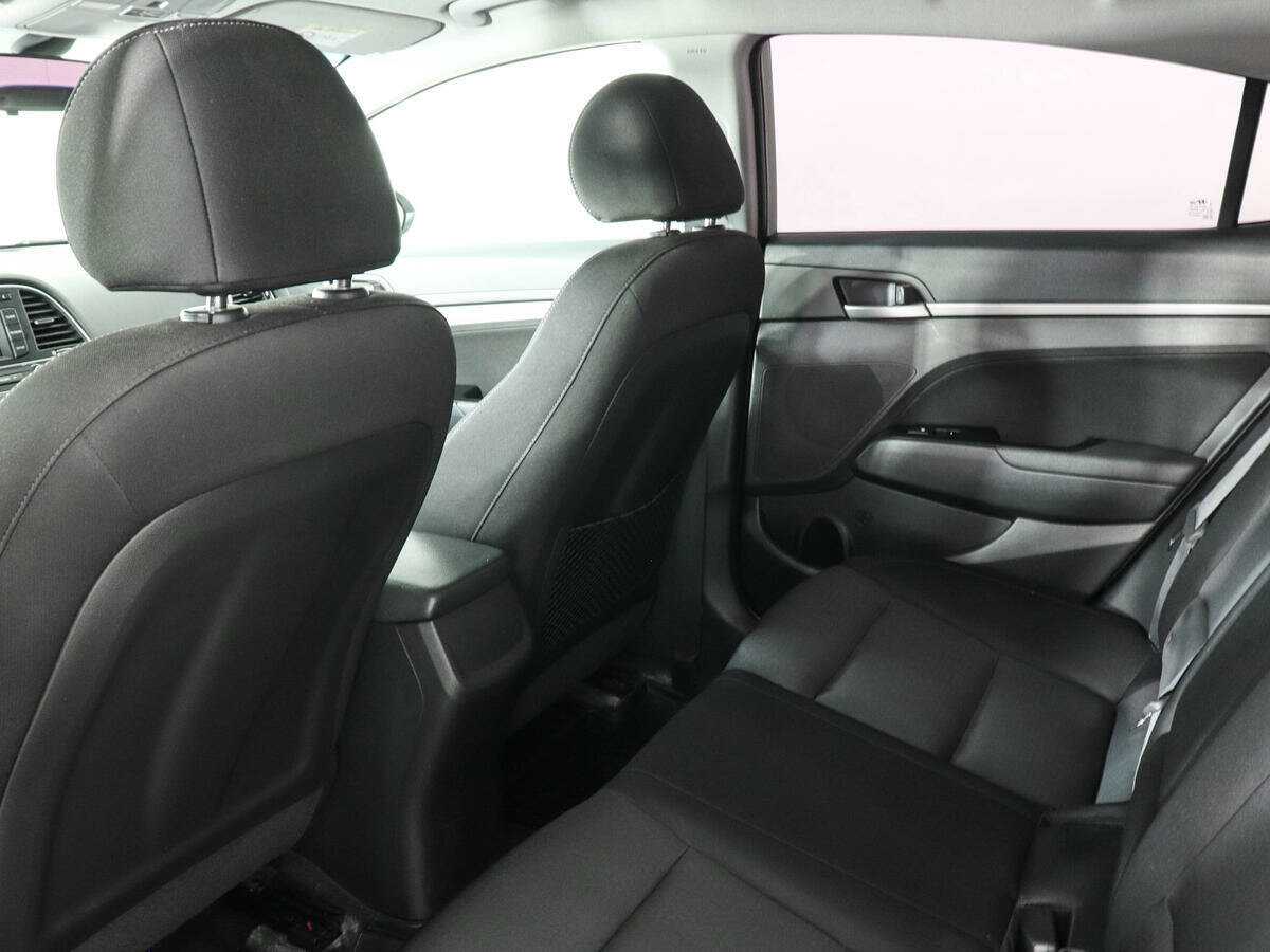 Хендай Елантра б/у, 2017, Автоматическая. Фото: #11