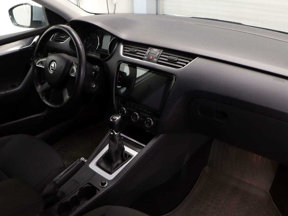 Шкода Октавия б/у, 2013, Механическая. Фото: #6