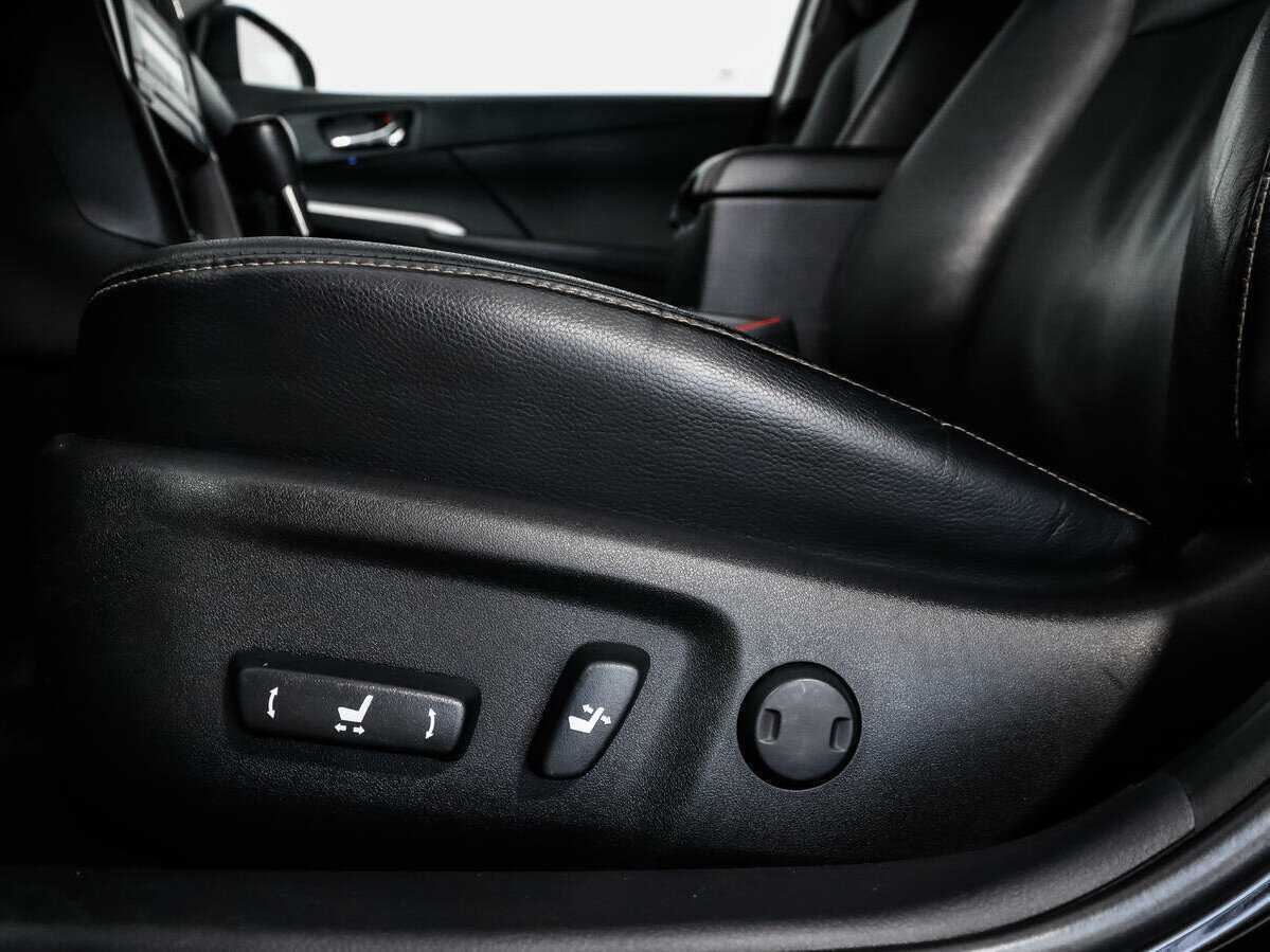 Тойота Камри б/у, 2015, Автоматическая. Фото: #9