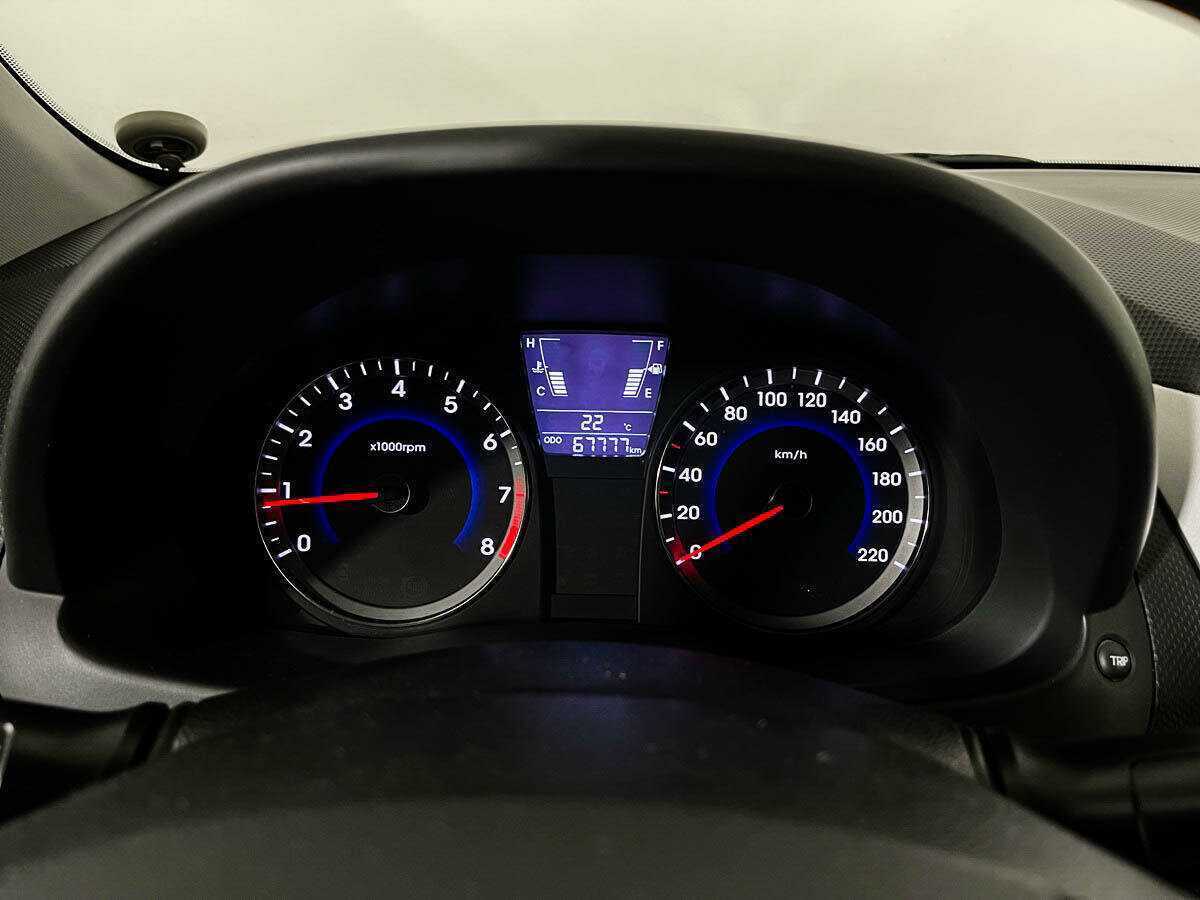 Хендай Солярис б/у, 2012, Механическая. Фото: #10