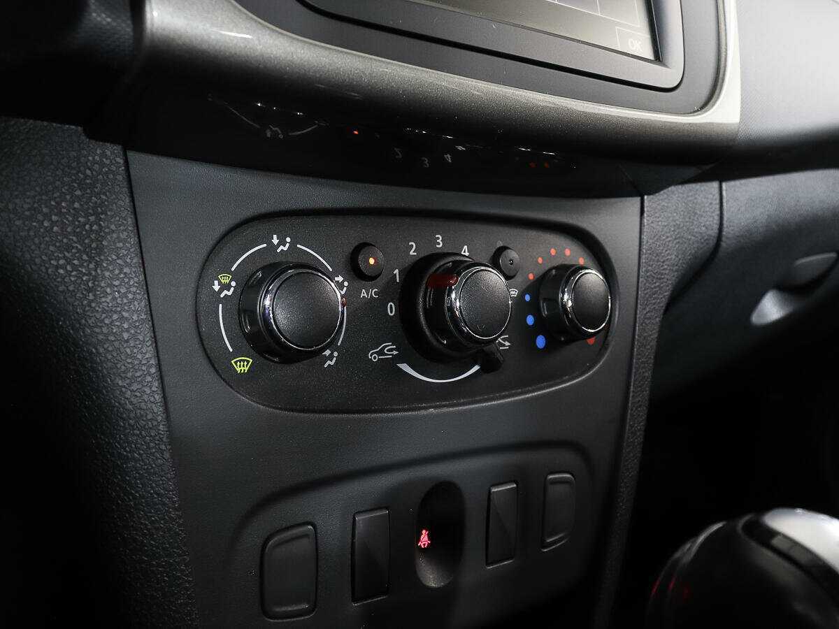 Рено Логан б/у, 2020, Автоматическая. Фото: #14